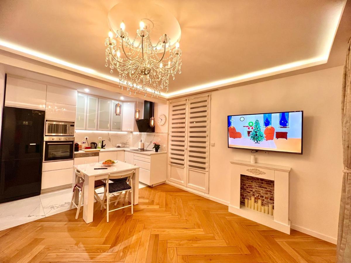 Alexandru Home Boissy-Saint-Léger Dış mekan fotoğraf